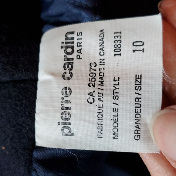 Vintage wool Pierre Cardin coat - Picture 13 of 17